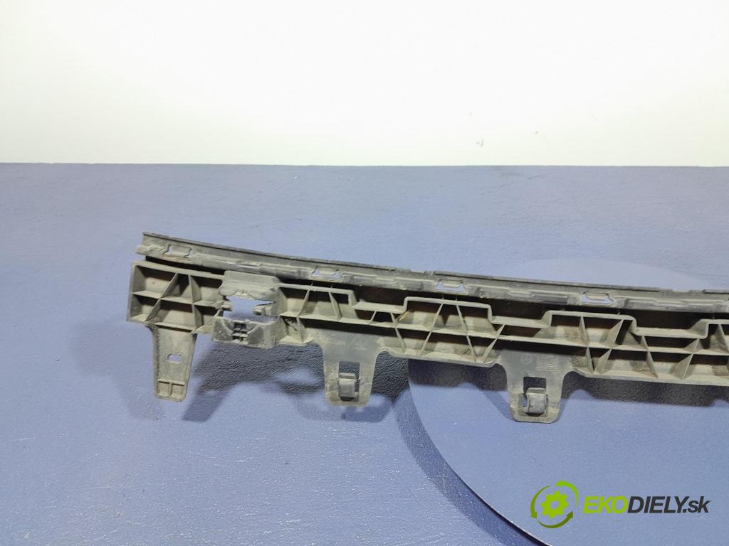 Mercedes S-klasa 2021 Upevnění: narazník A2238857200