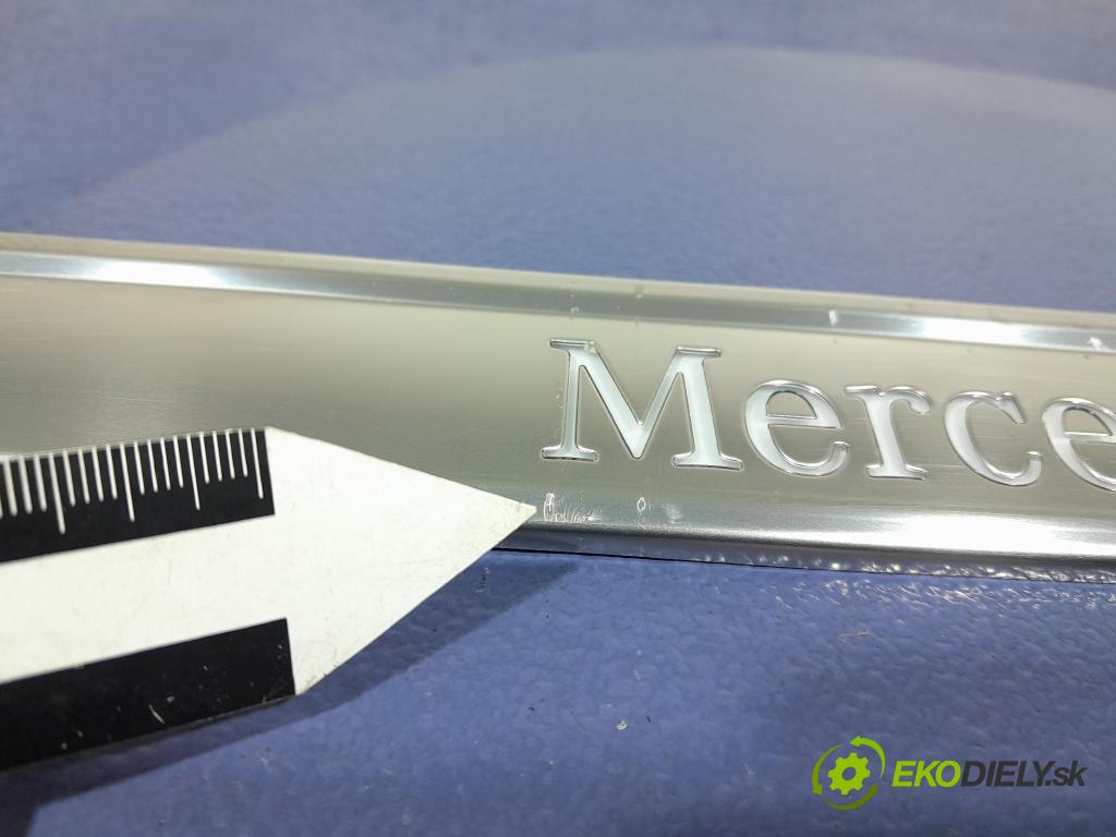 Mercedes S-klasa 2021 lišta Dekoratívne: Prah: A2236804700