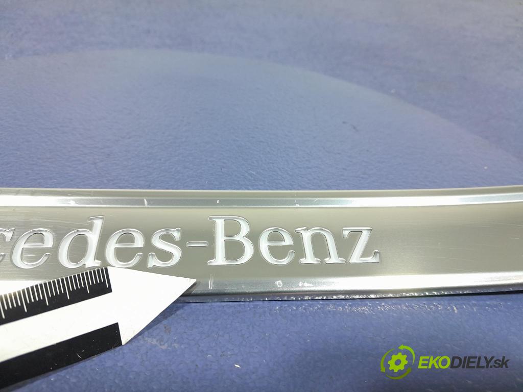 Mercedes S-klasa 2021 lišta Dekoratívne: Prah: A2236804700