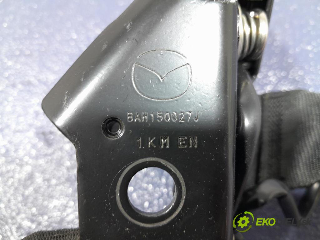 Mazda 3 2021 Pásy: Bezpečnosť: x BAH150027J