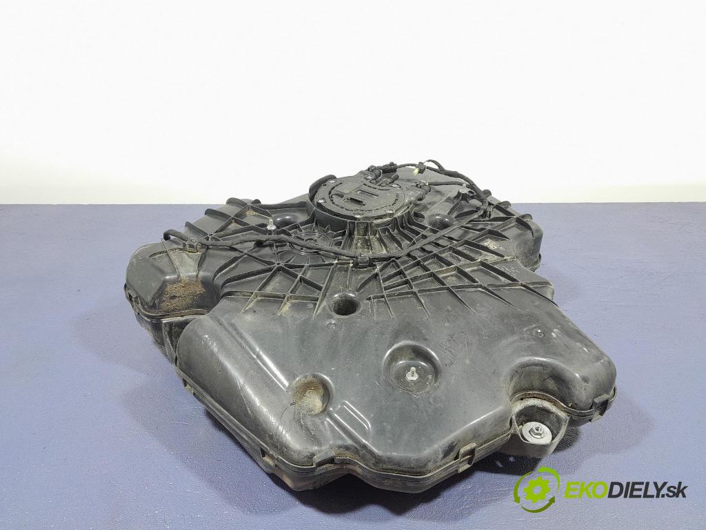 Mercedes S-klasa 2021 Nádrž: AdBlue: A2234703400