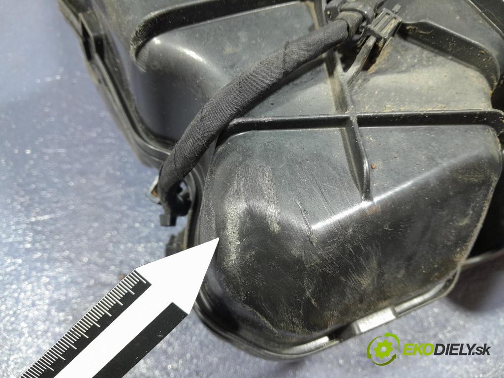 Mercedes S-klasa 2021 Nádrž: AdBlue: A2234703400