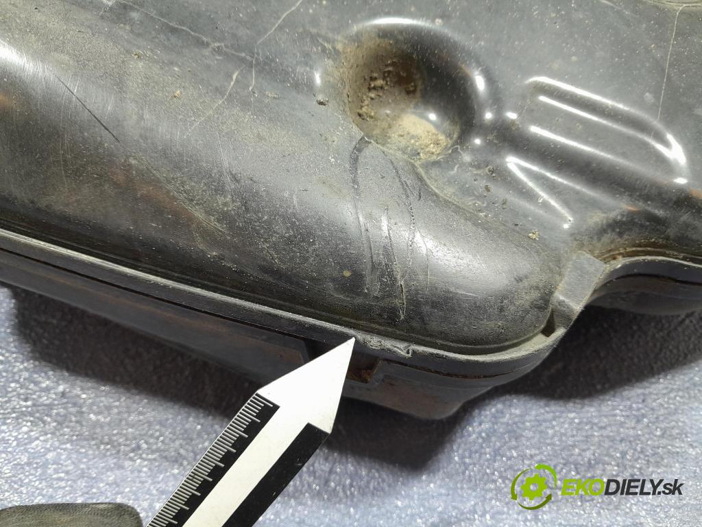 Mercedes S-klasa 2021 Nádrž: AdBlue A2234703400