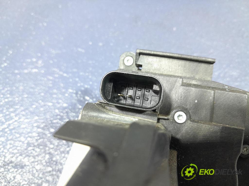 Mercedes S-klasa 2021 zámok dvere Predné Vľavo: A0997209901