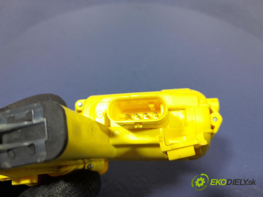 Mercedes S-klasa 2021 zámek dveře Zad: Levý: A2237601500