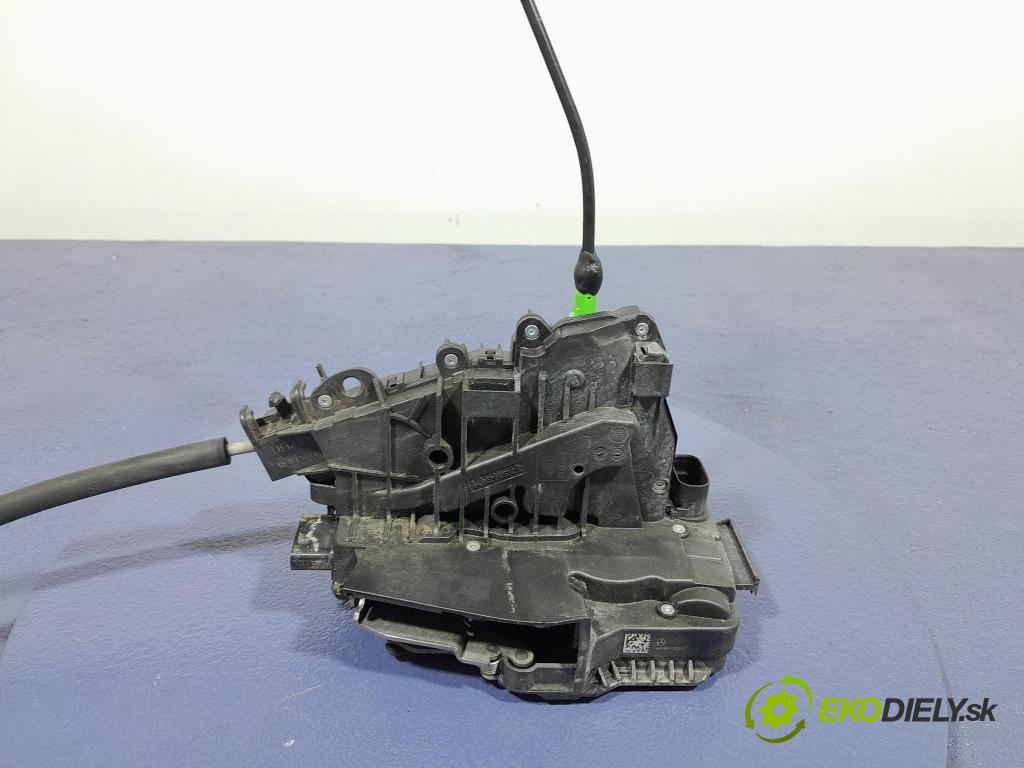 Mercedes S-klasa 2021 zámok dvere zad Vľavo: A0997300001