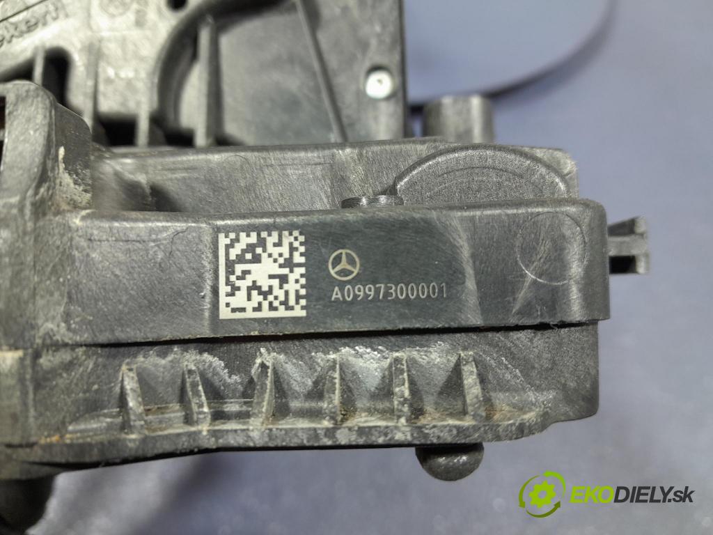 Mercedes S-klasa 2021 zámok dvere zad Vľavo: A0997300001