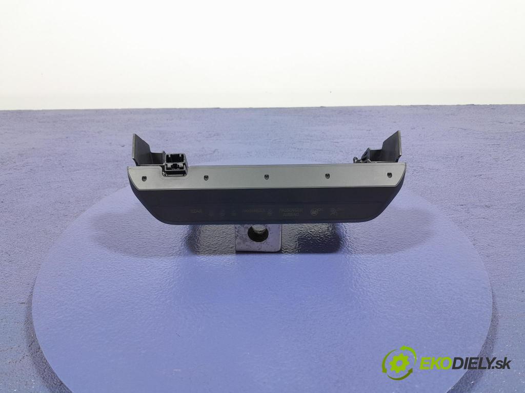 Mazda 3 2021 Zobrazit: Rádio: / GPS BCJH-67Z33