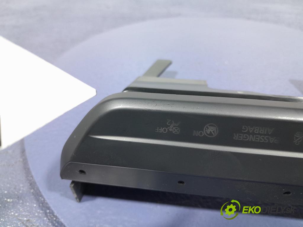 Mazda 3 2021 Zobrazit: Rádio: / GPS BCJH-67Z33