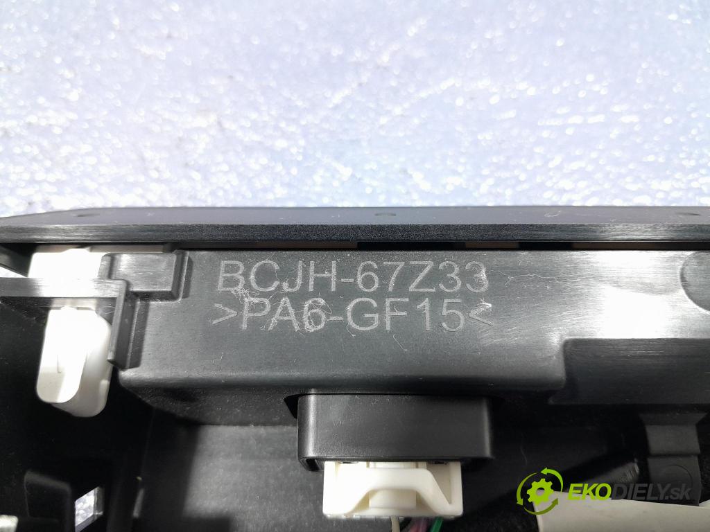 Mazda 3 2021 Zobrazit: Rádio: / GPS BCJH-67Z33