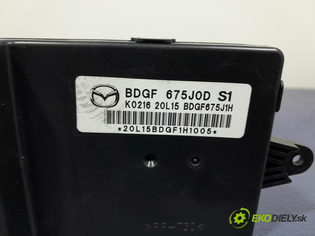 Mazda 3 2021 riadiaca jednotka Sedadlo: BDGF675J0D