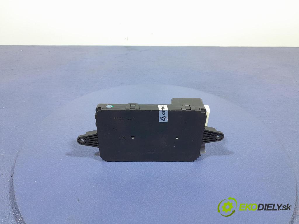 Mazda 3 2021 riadiaca jednotka Sedadlo: BDGF675J0D