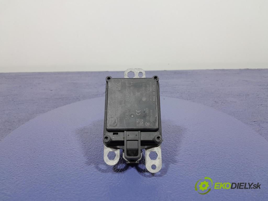 Mazda 3 2021 Radar: B0N2-67XA0-D