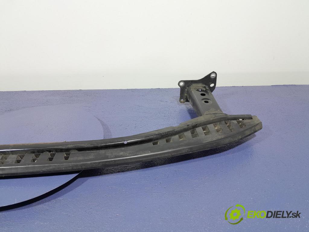 Mazda 3 2021 výstuha narazník Predné BCKA-500S1