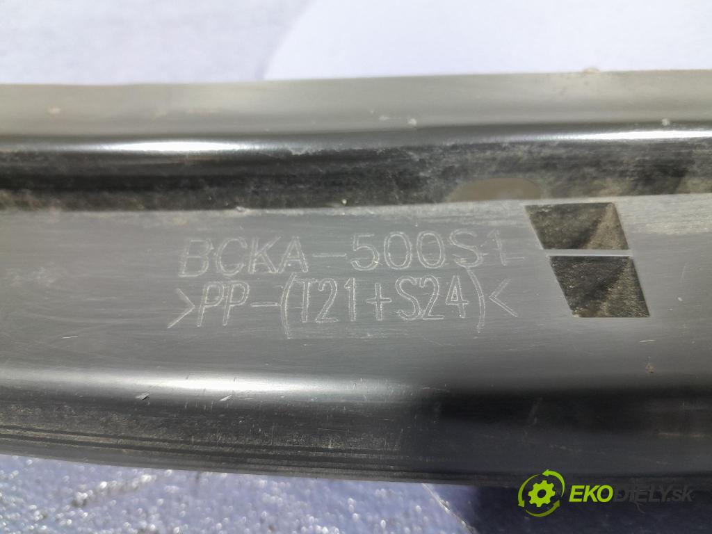 Mazda 3 2021 výstuha narazník Predné BCKA-500S1