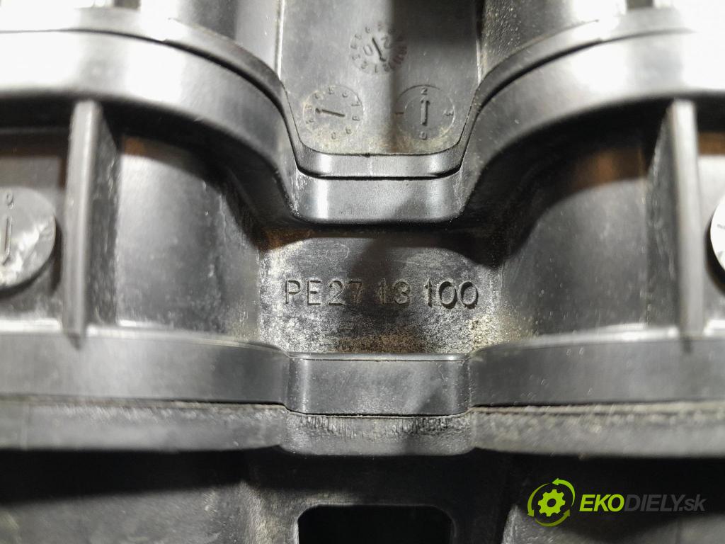 Mazda 3 2021 potrubí Sání: PE2713100