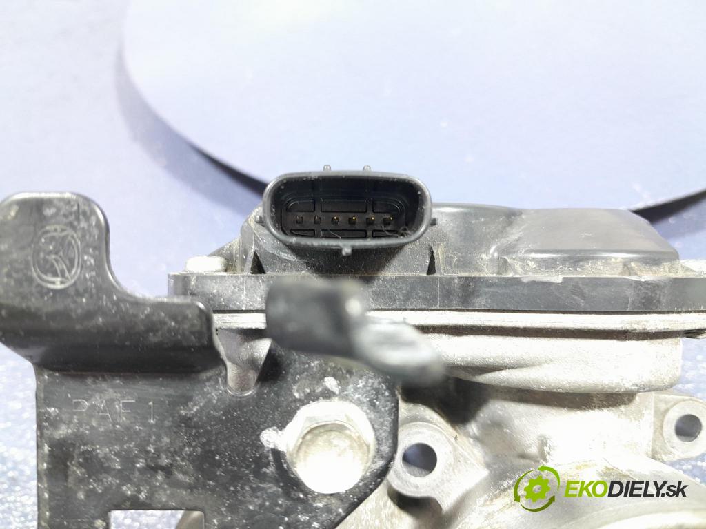 Mazda 3 2021 škrticí klapka 2170K4238