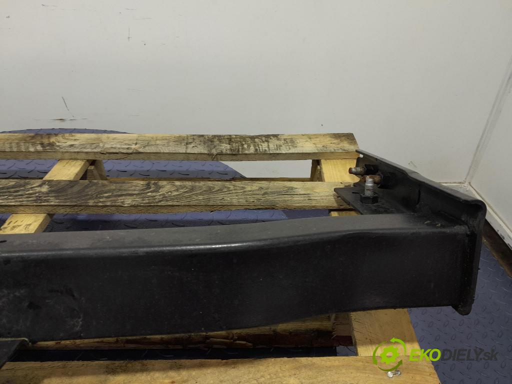 Jeep Cherokee 2016 Hák: Do Prívesy: