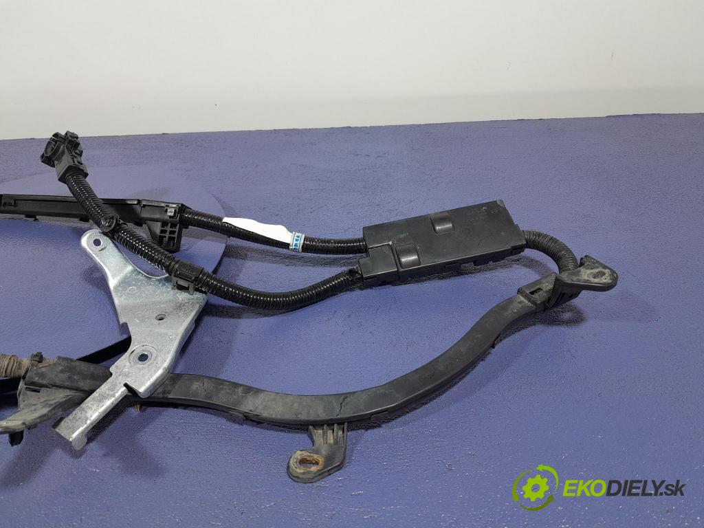 Mazda 3 2021 inštalácia Elektrický: