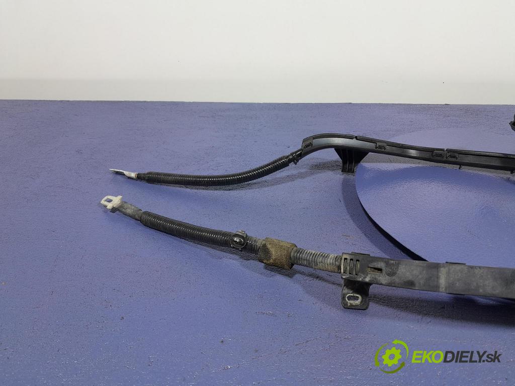 Mazda 3 2021 inštalácia Elektrický: