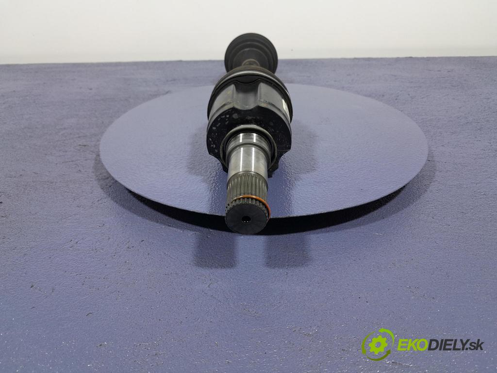 Mazda 3 2021 poloos ľavá Predné EBJ92MBP385