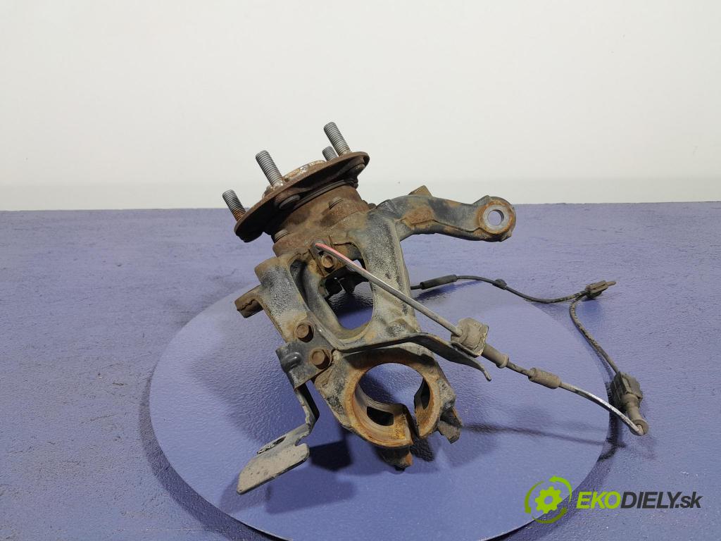 Mazda 3 2021 náboj ľavá