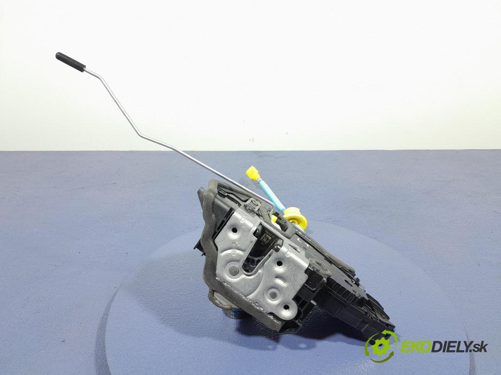 Bmw Seria 2 2021 zámok dvere zad Vľavo: 7956143