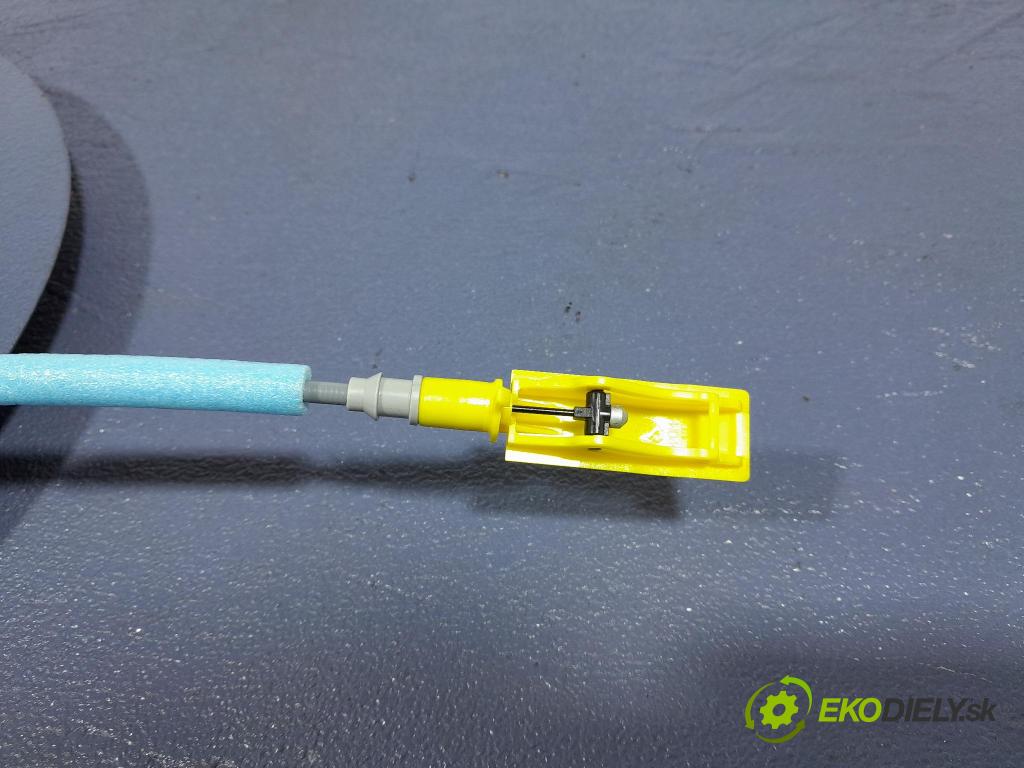 Bmw Seria 2 2021 zámok dvere zad Vľavo: 7956143