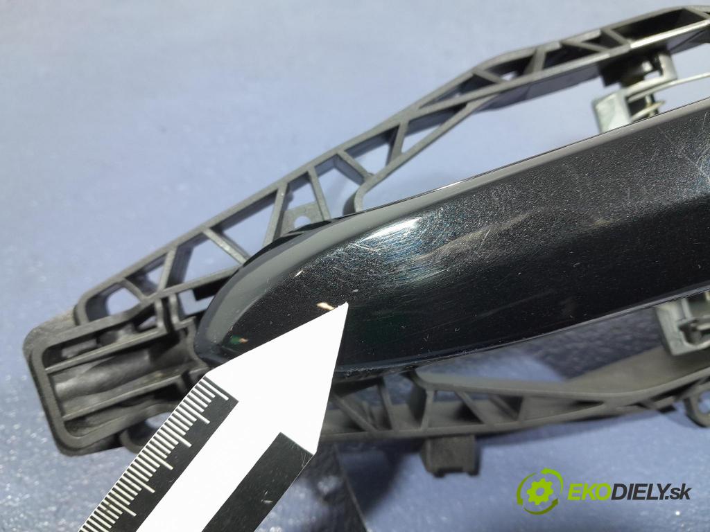 Bmw Seria 2 2021 rukoväť Predné ľavá 9881779