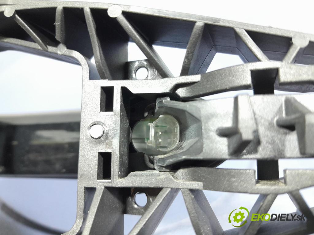 Bmw Seria 2 2021 rukoväť zad ľavá 9881777