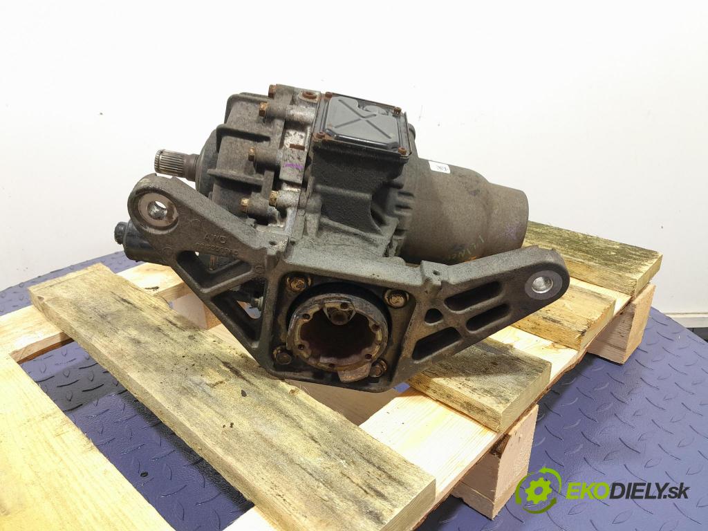 Jeep Cherokee 2016 Most: Zadný: 05106270AD