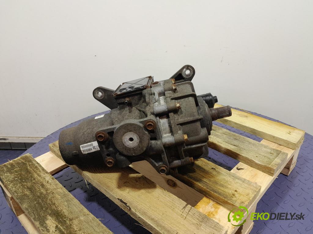 Jeep Cherokee 2016 Most: Zadný: 05106270AD