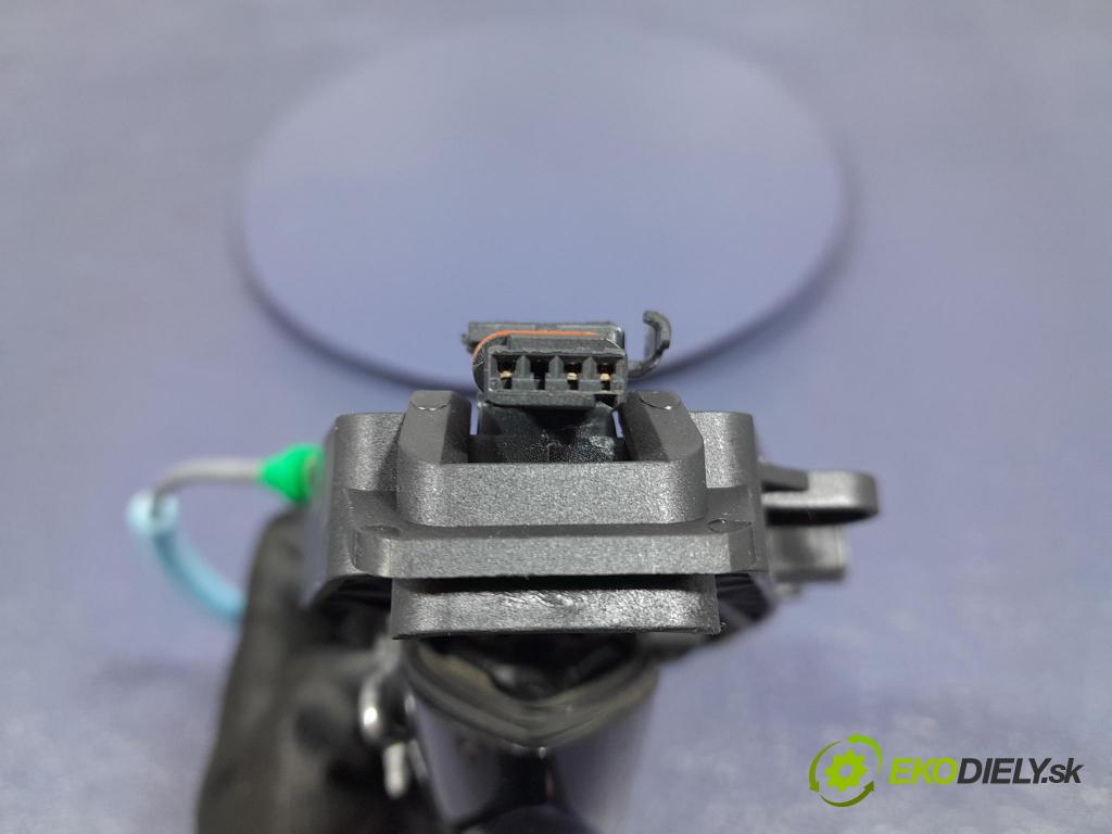 Bmw Seria 2 2021 rukoväť Predné Prava: 9881780