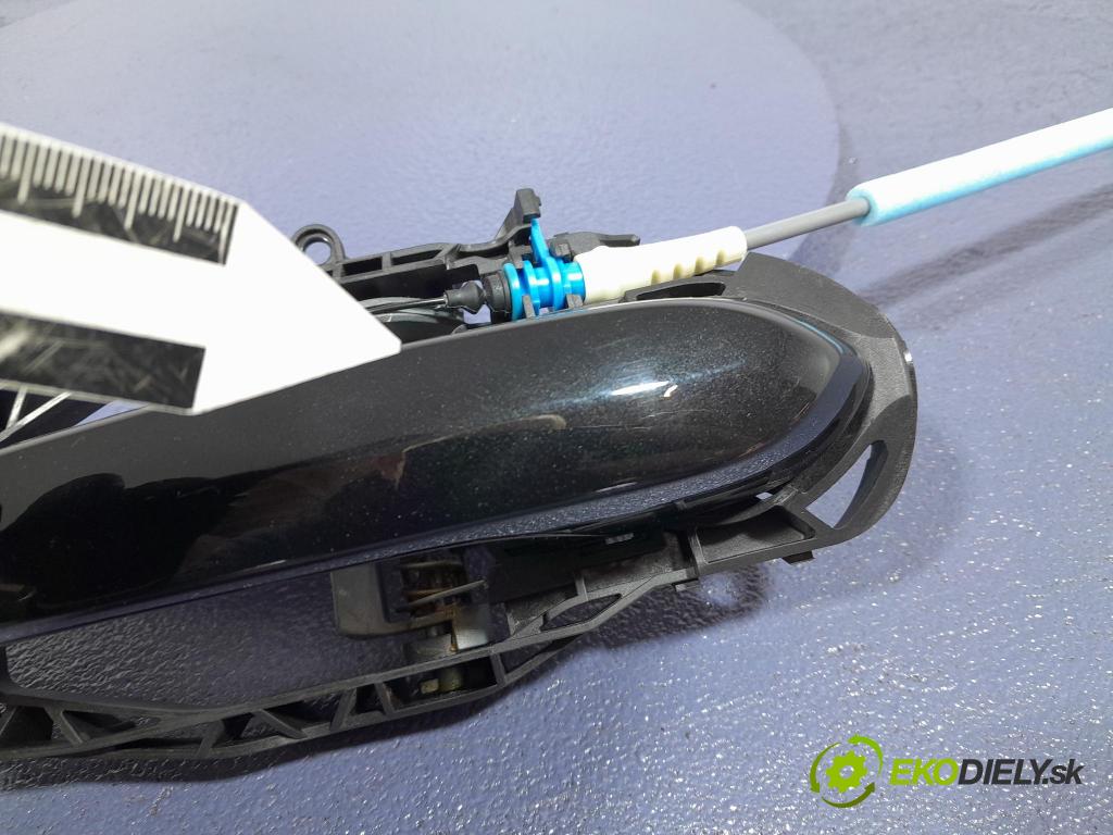 Bmw Seria 2 2021 rukoväť Predné Prava: 9881780