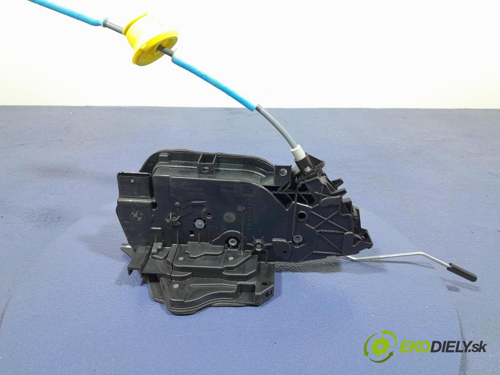 Bmw Seria 2 2021 zámok dvere Predné v pravo: 7956142