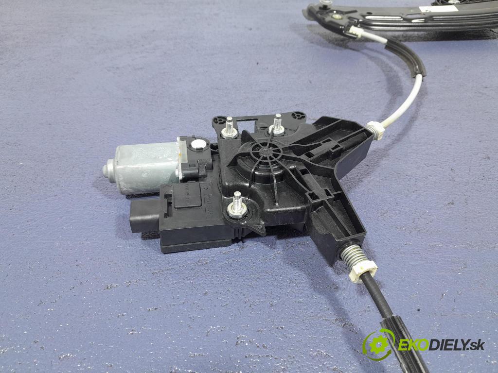 Bmw Seria 2 2021 mechanizmus okna Okná: Predné v pravo: 5A01D24