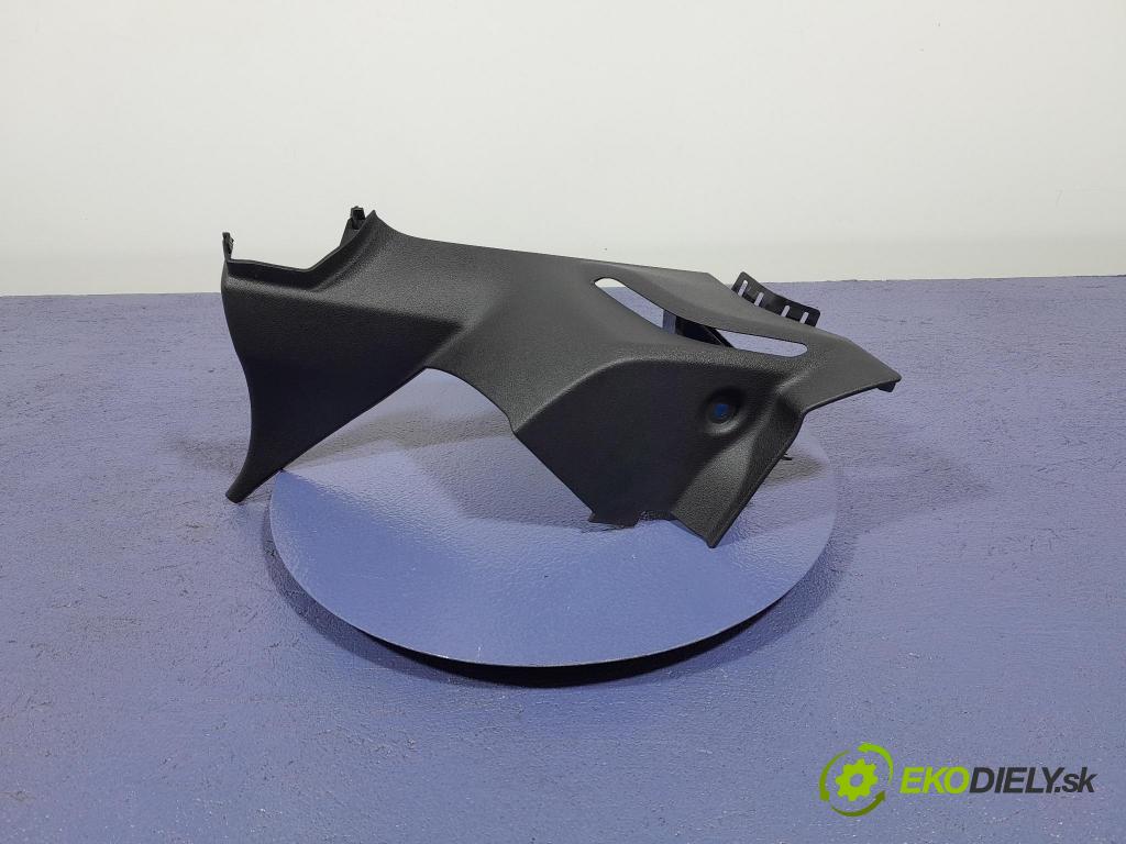 Bmw Seria 2 2021 kryt Plast: Interiéry: 7475574