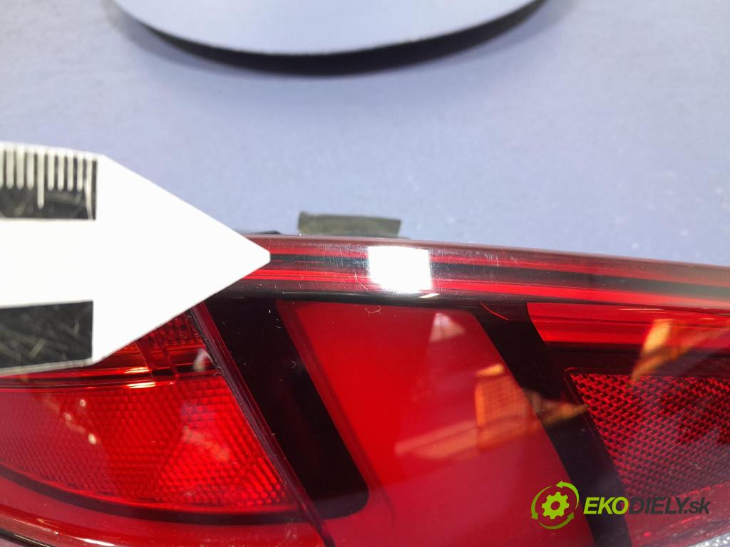 Bmw Seria 2 2021 svetlo / reflektor zad ľavá Vonkajsia: 7465465