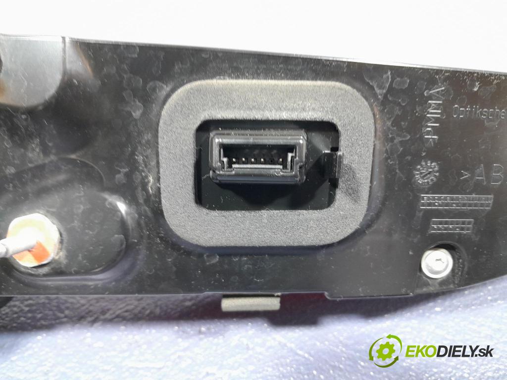 Bmw Seria 2 2021 svetlo / reflektor zad Prava: Vnútri: 7465470