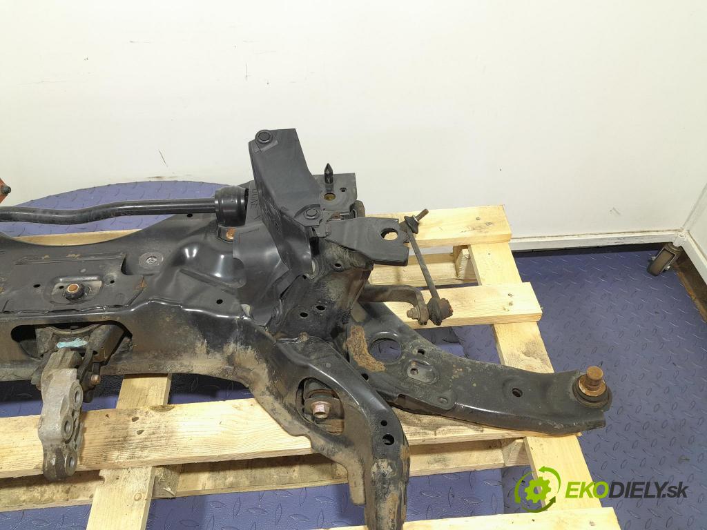 Mazda 3 2021 Výstuha