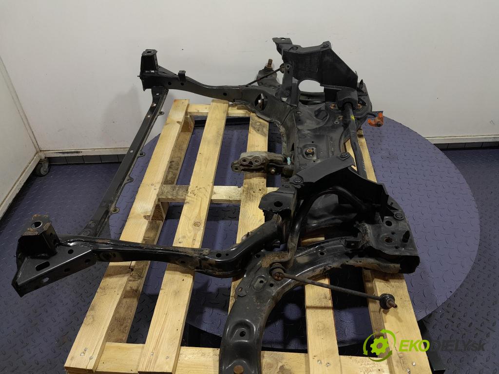 Mazda 3 2021 Výstuha