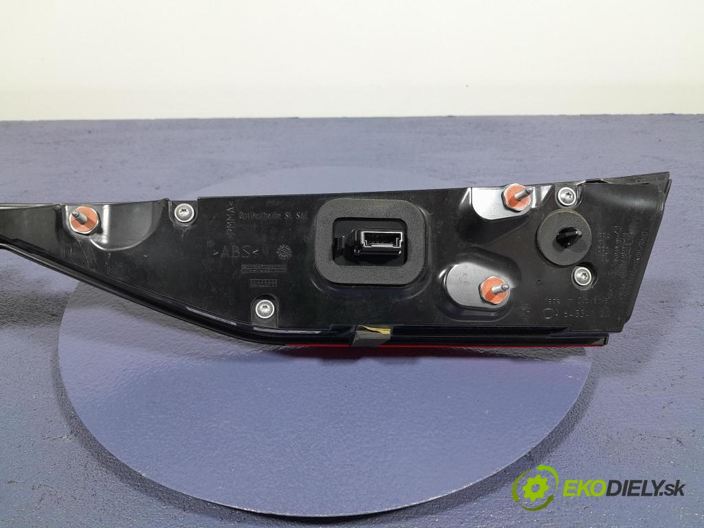 Bmw Seria 2 2021 svetlo / reflektor zad ľavá Vnútri: 7465469