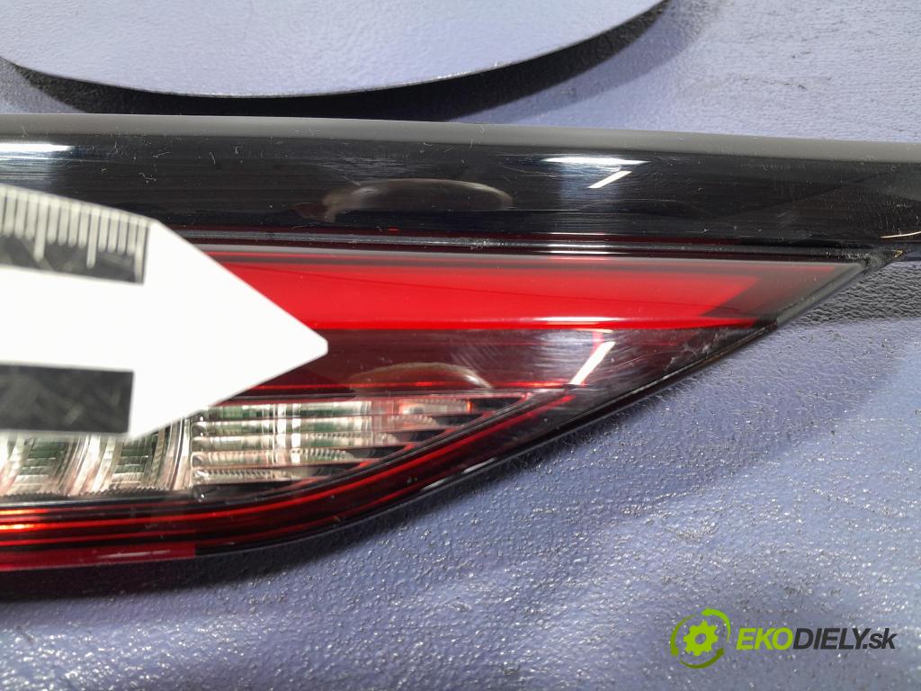 Bmw Seria 2 2021 svetlo / reflektor zad ľavá Vnútri: 7465469