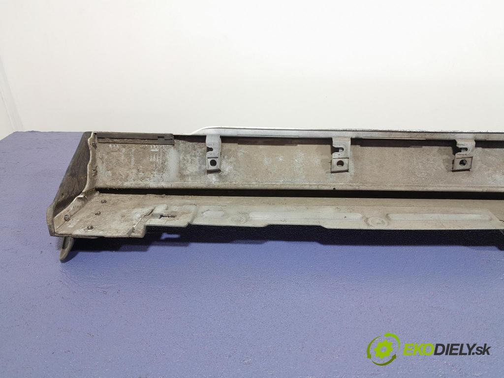 Mazda 3 2021 lišta Dekoratívne: Prah: BCJH-B0400