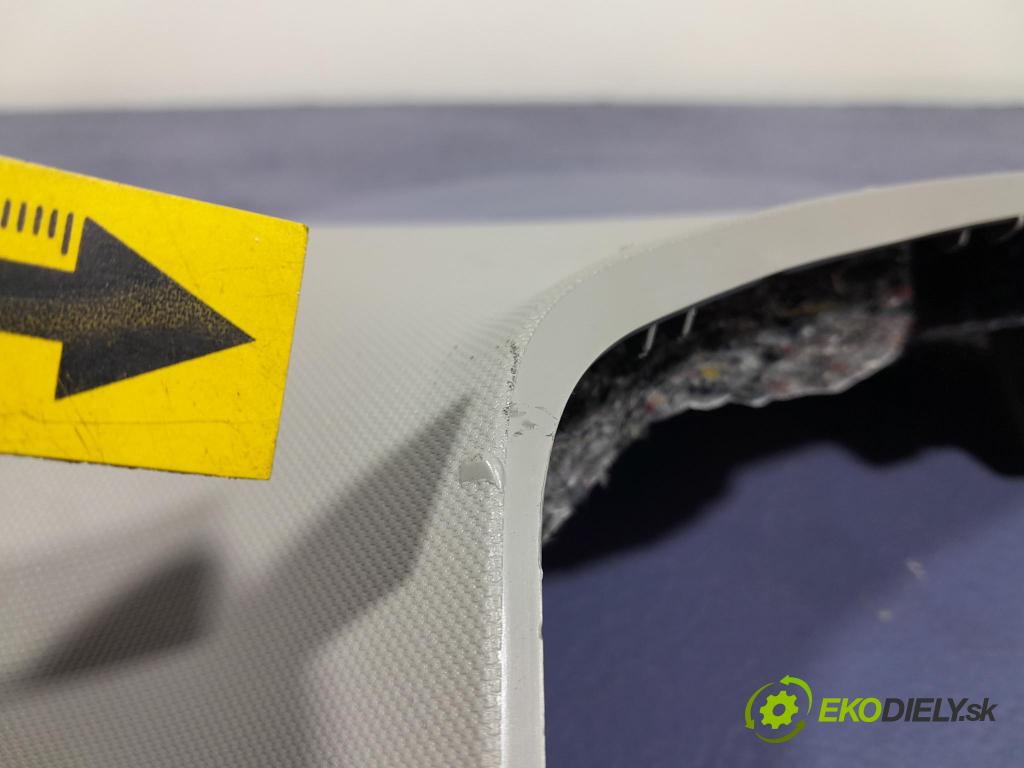 Bmw Seria 2 2021 kryt Plast: Interiéry: 7475556