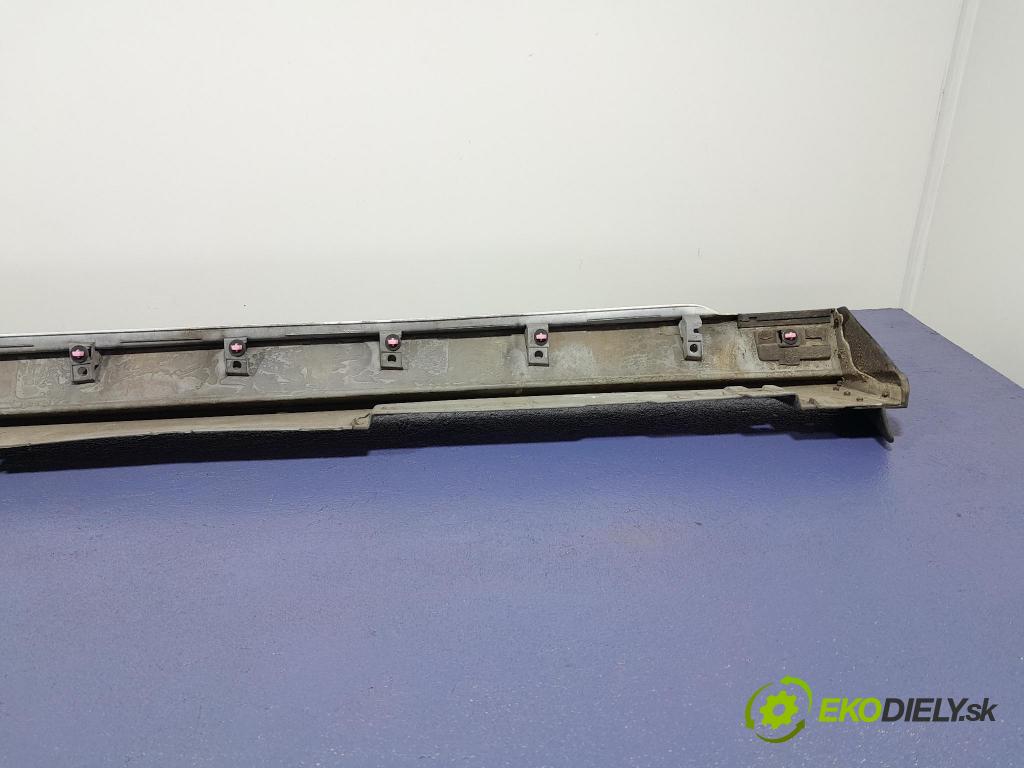 Mazda 3 2021 lišta Dekoratívne: Prah: BCJH-B0100