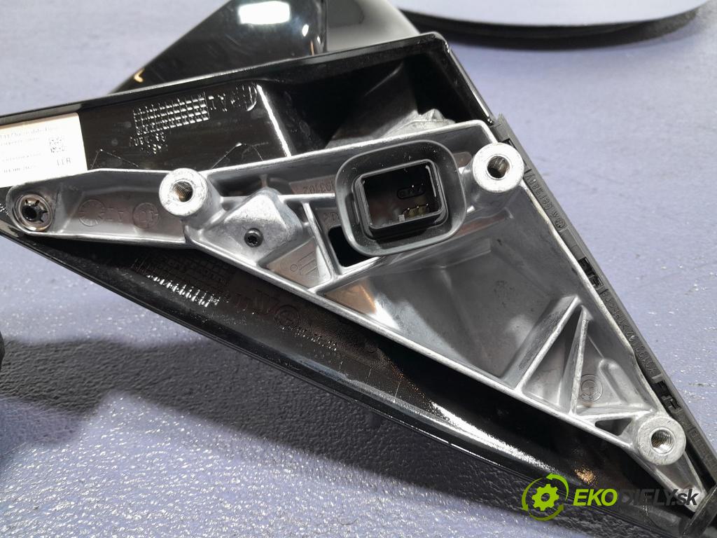 Bmw Seria 2 2021 zrkadlo pravé