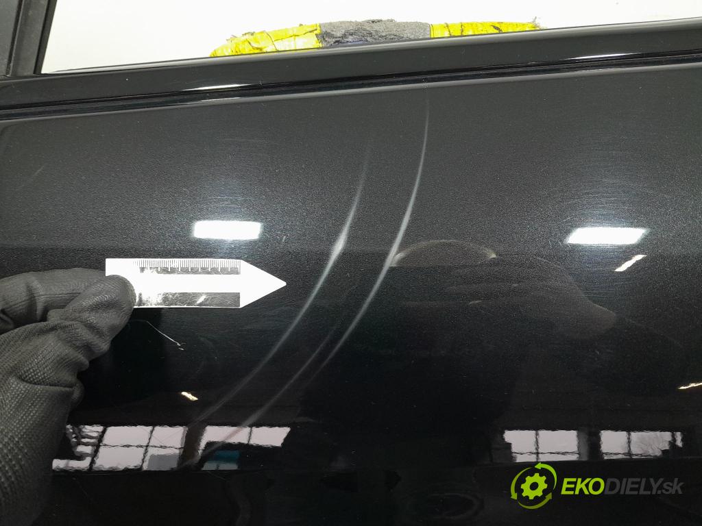 Bmw Seria 2 2021 dvere Predné Vľavo: