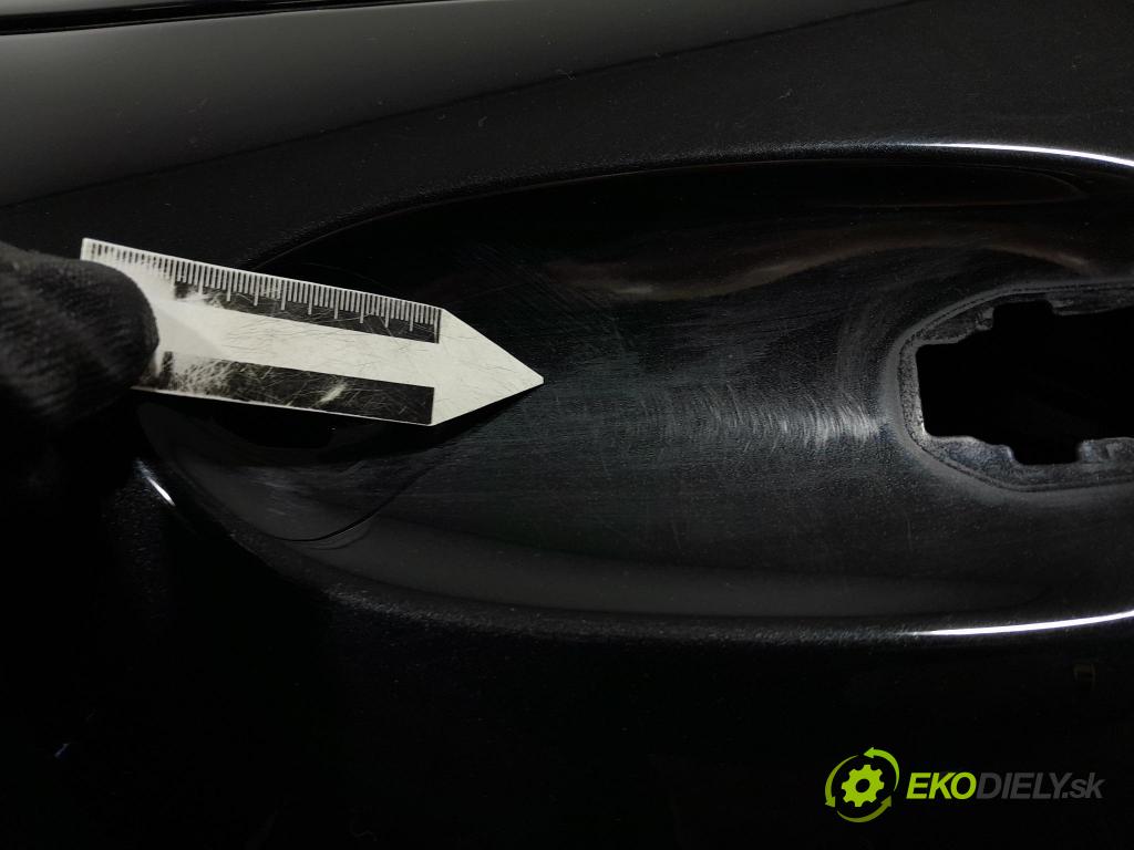 Bmw Seria 2 2021 dvere Predné Vľavo: