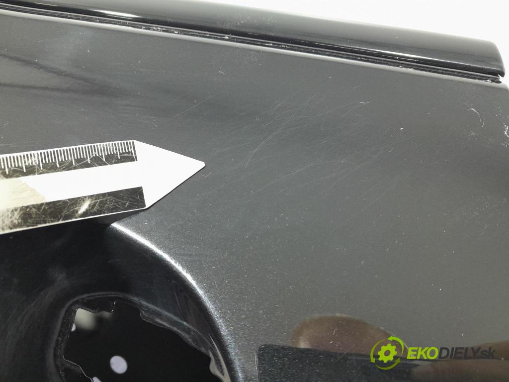 Bmw Seria 2 2021 dvere zad Vľavo: